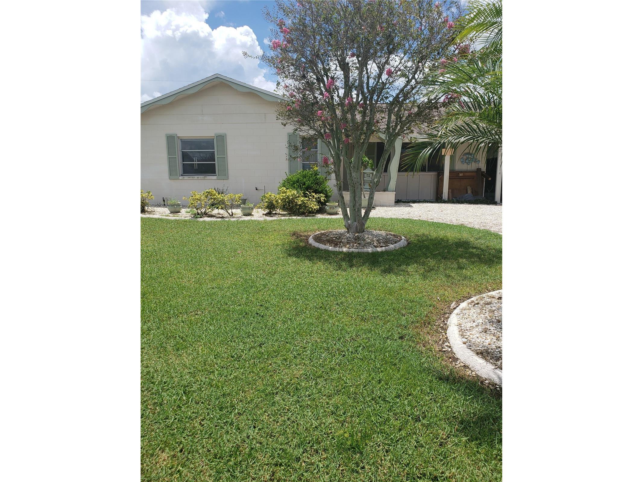 714 Indian Wells Avenue Sun City Center FL 33573 TB8498462 image12
