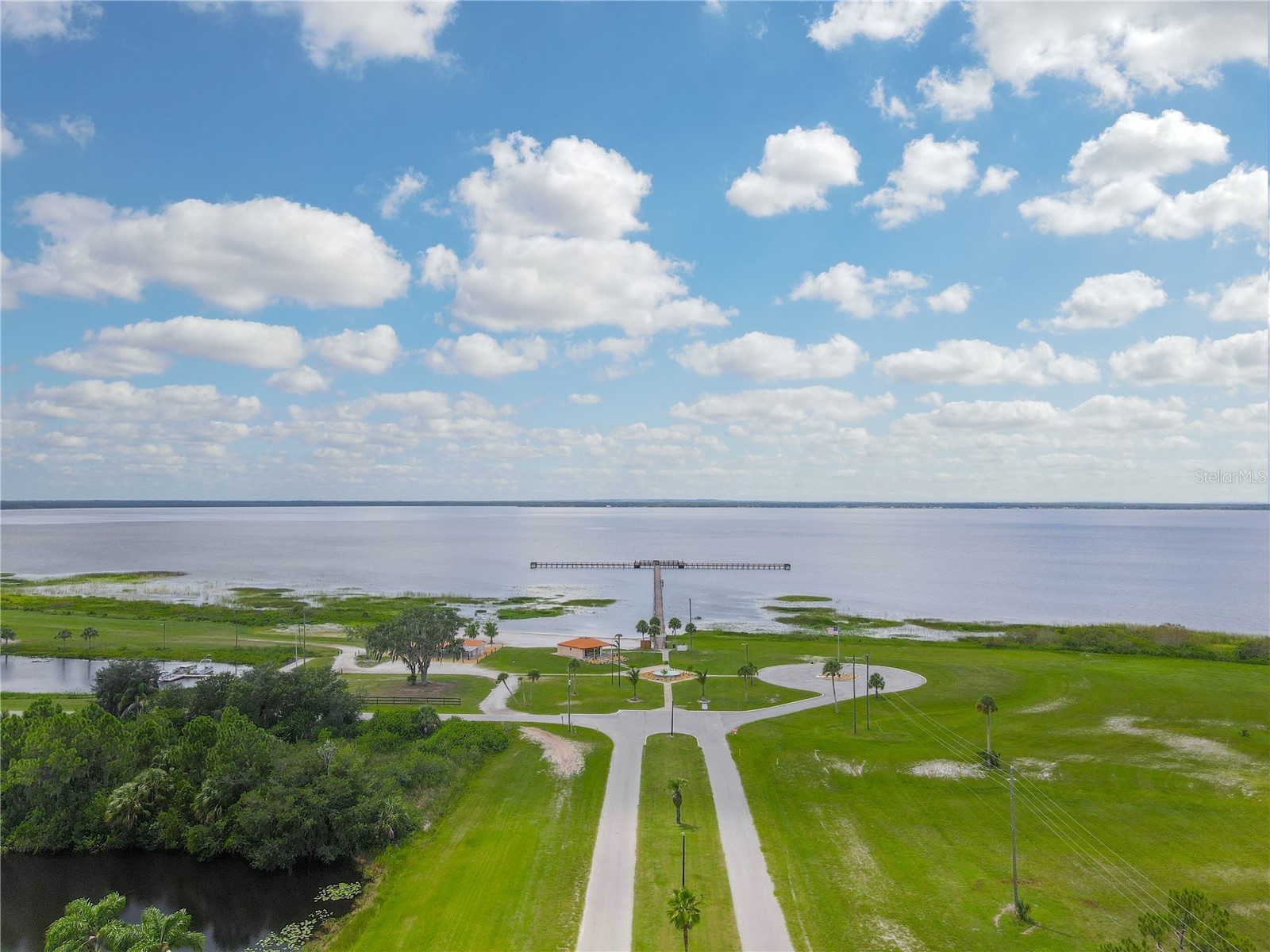 714 Magnolia Drive Indian Lake Estates FL 33855 - LAKE WALK-IN-WATER P4937434 image30