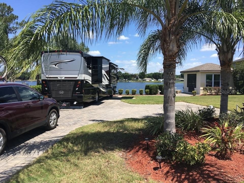 714 Meandering Way Polk City FL 33868 L4960163 image1