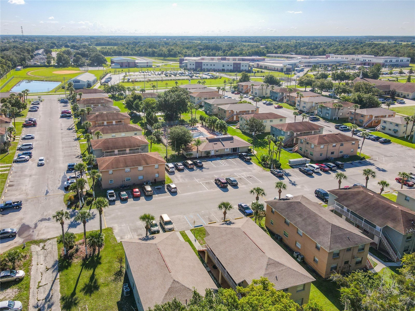 714 Michigan Court #4 Saint Cloud FL 34769 O6399079 image1