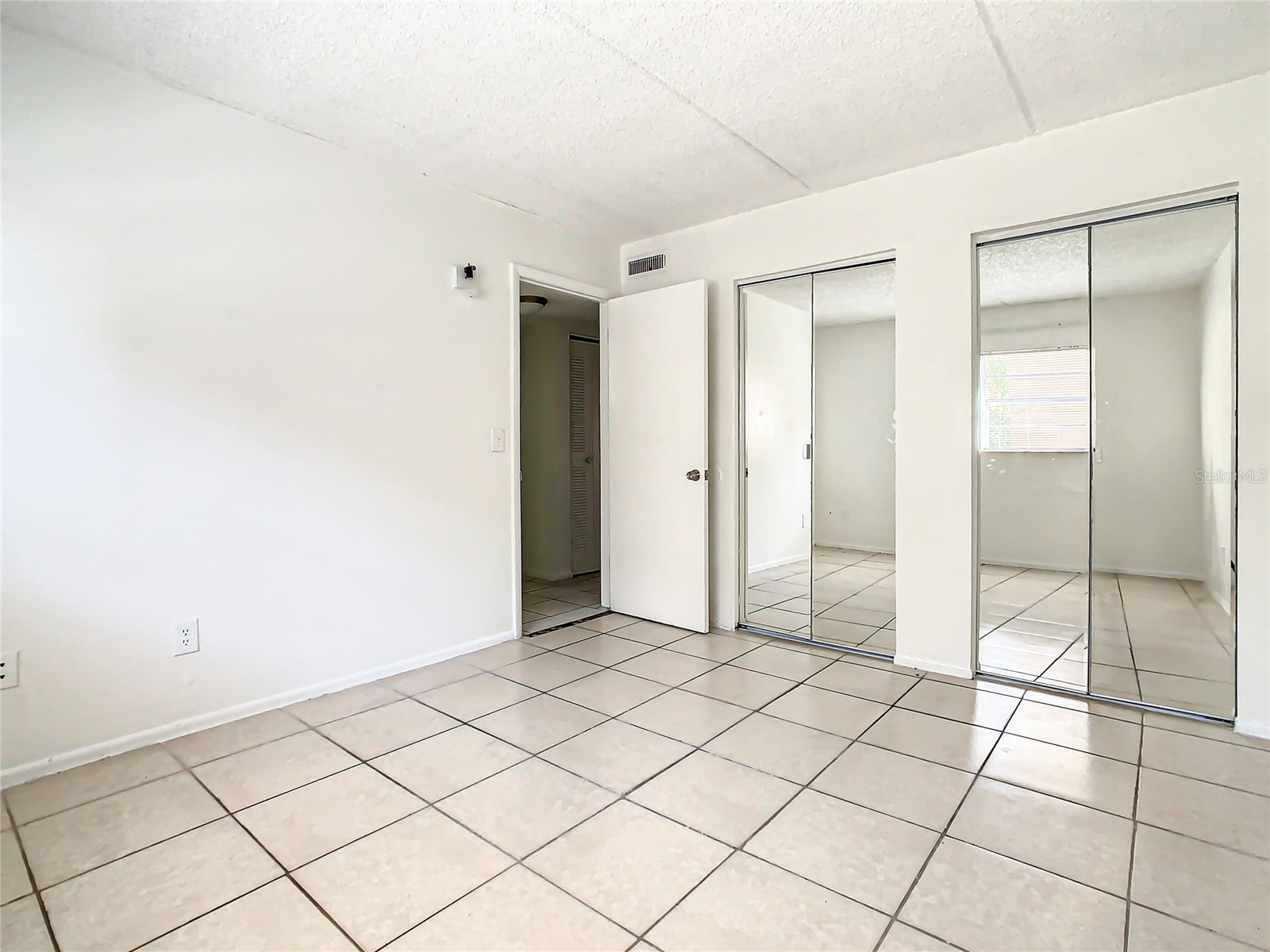 714 Michigan Court #4 Saint Cloud FL 34769 O6399079 image8
