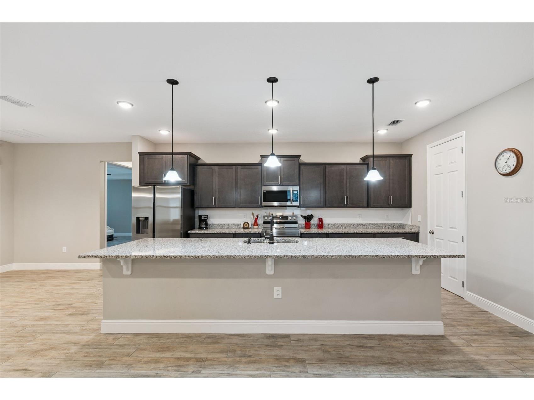 714 Oaks Shores Road Leesburg FL 34748 - LAKE GRIFFIN G5111040 image12