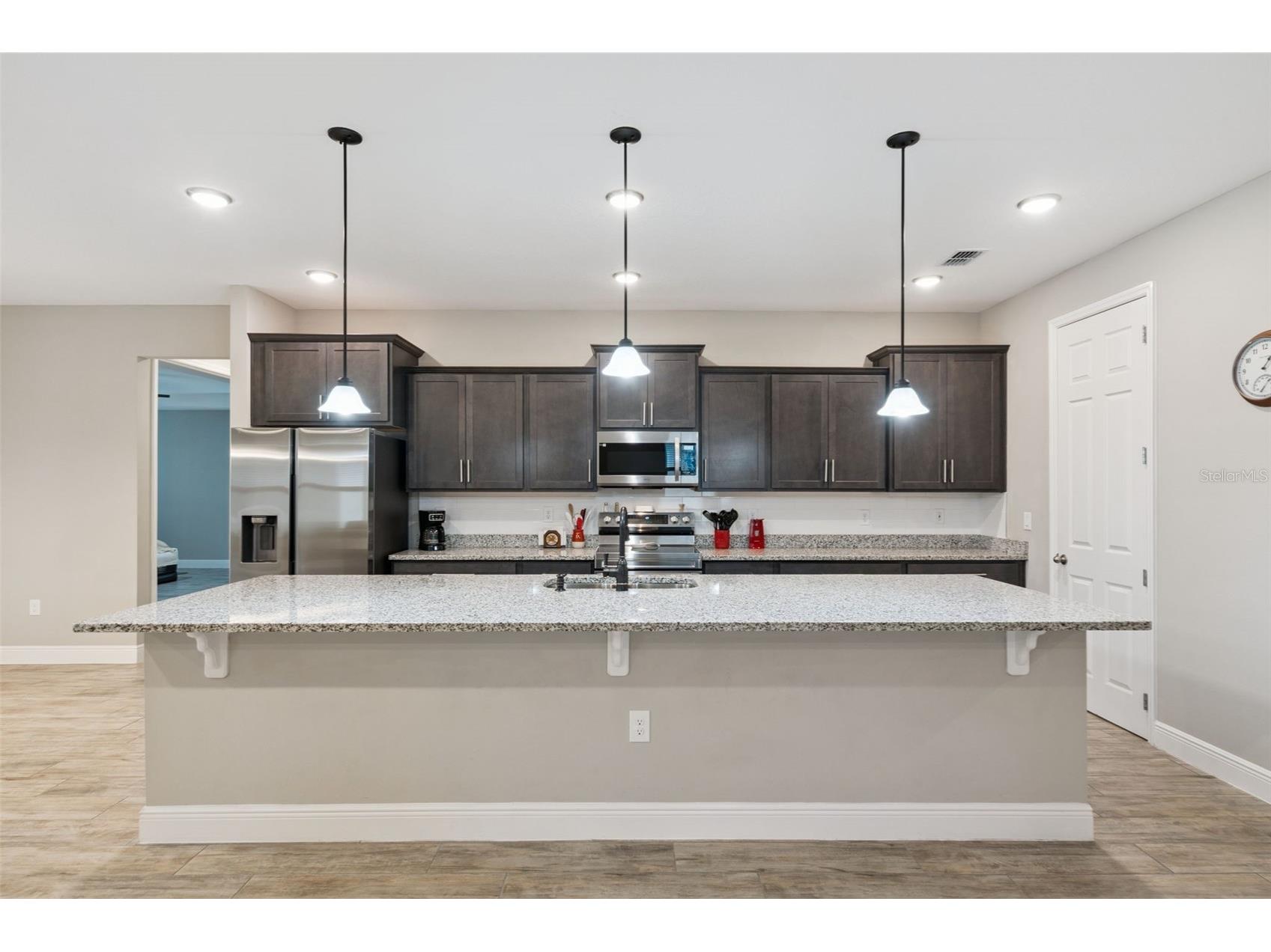 714 Oaks Shores Road Leesburg FL 34748 - LAKE GRIFFIN G5111040 image13