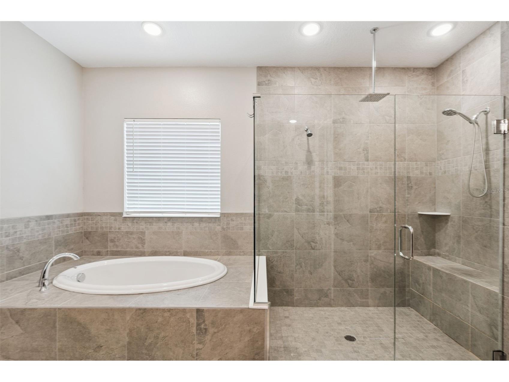 714 Oaks Shores Road Leesburg FL 34748 - LAKE GRIFFIN G5111040 image23