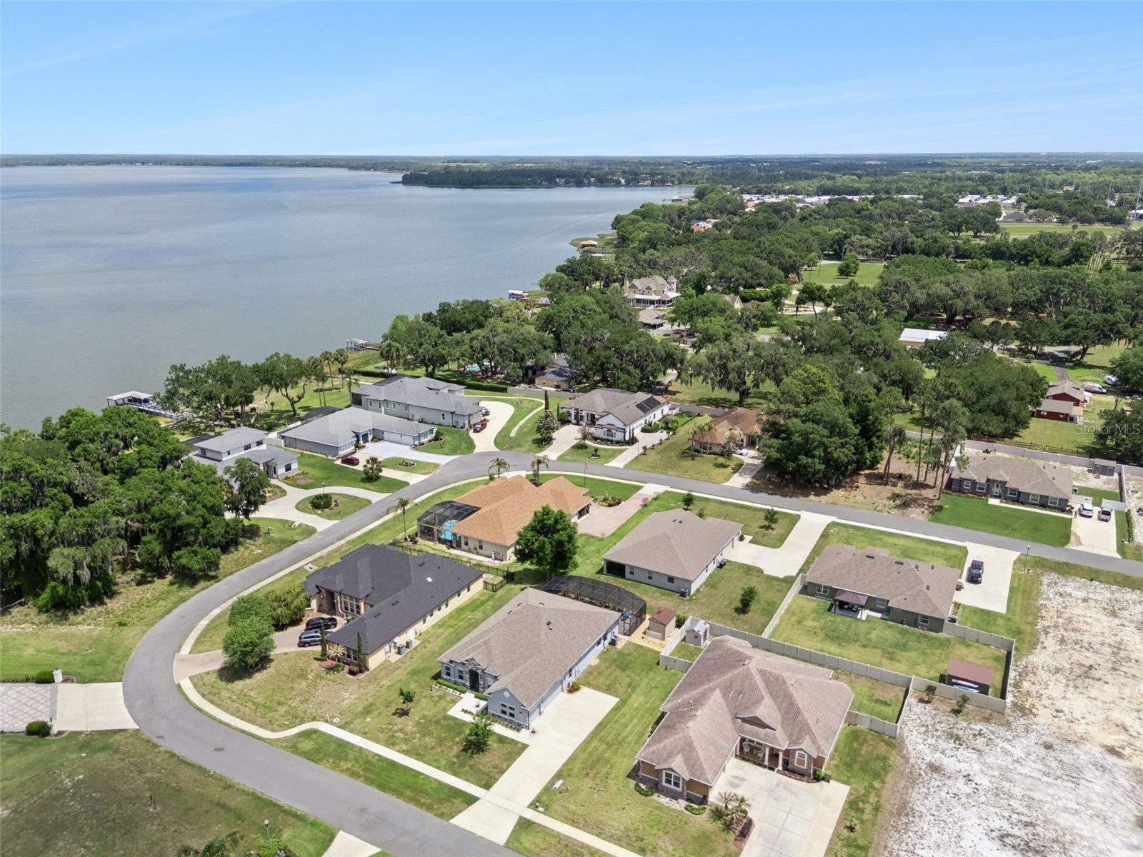 714 Oaks Shores Road Leesburg FL 34748 - LAKE GRIFFIN G5111040 image46