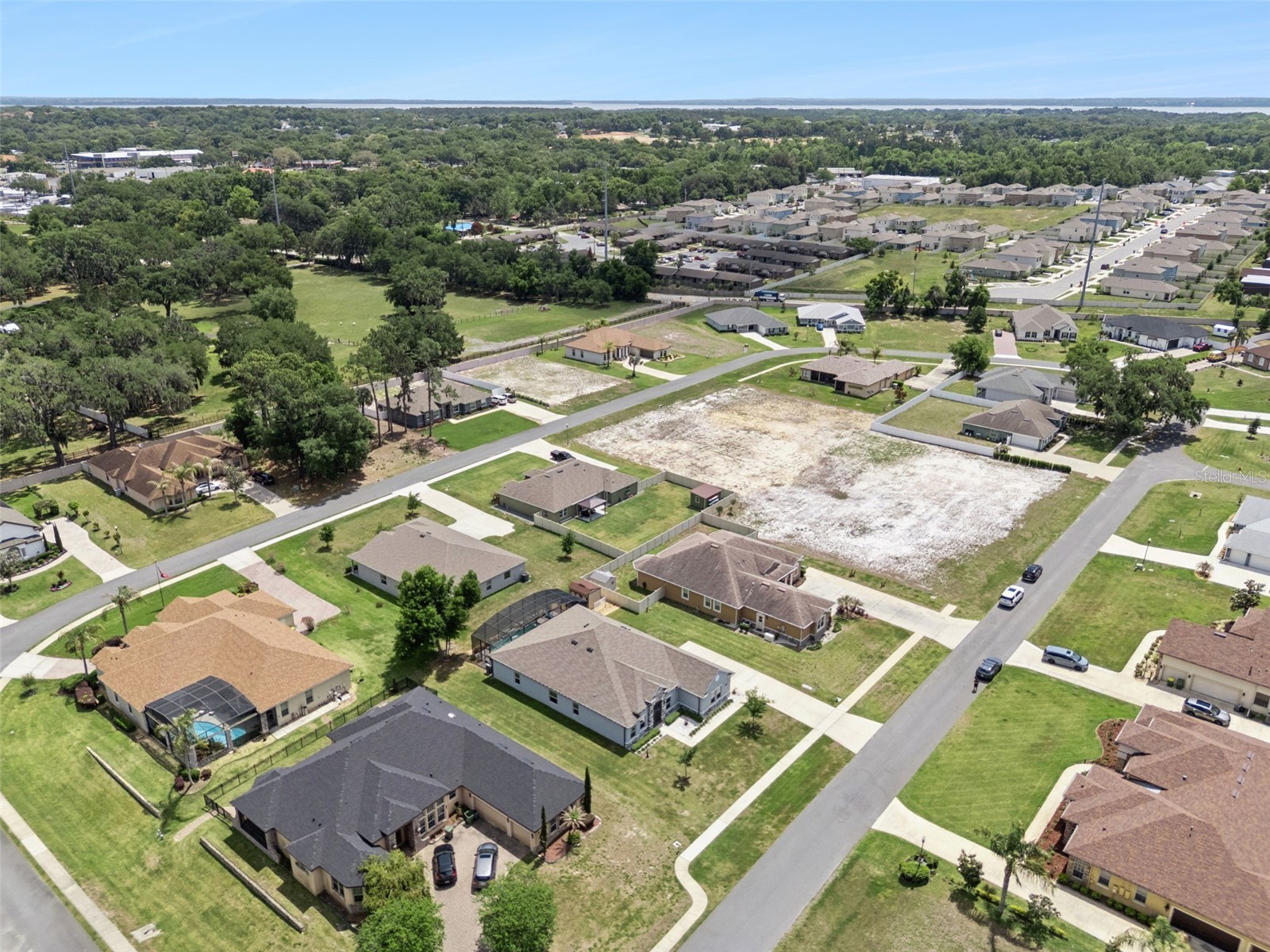 714 Oaks Shores Road Leesburg FL 34748 - LAKE GRIFFIN G5111040 image52