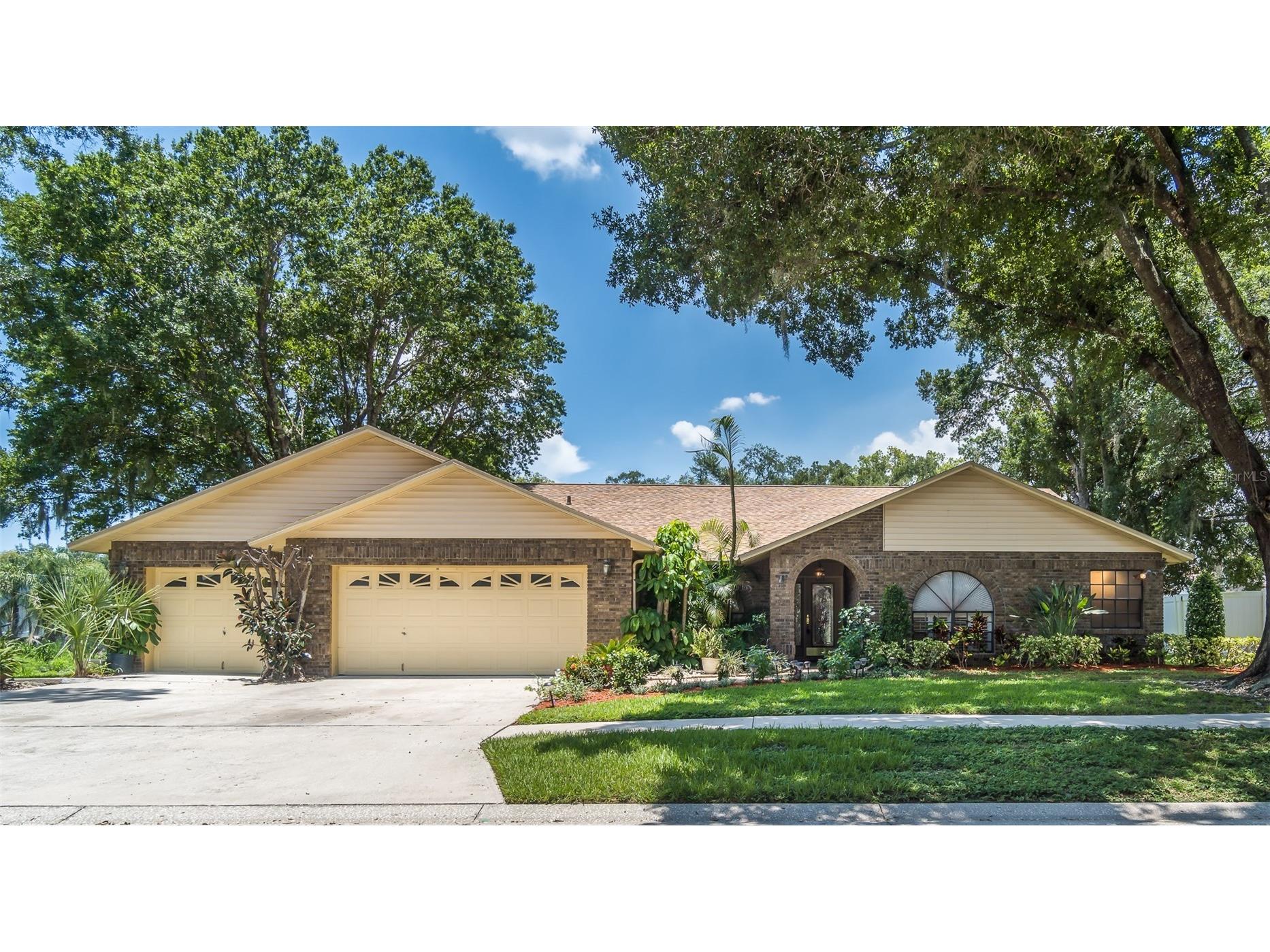 714 Pennyroyal Place Brandon FL 33510 TB8525340 image1