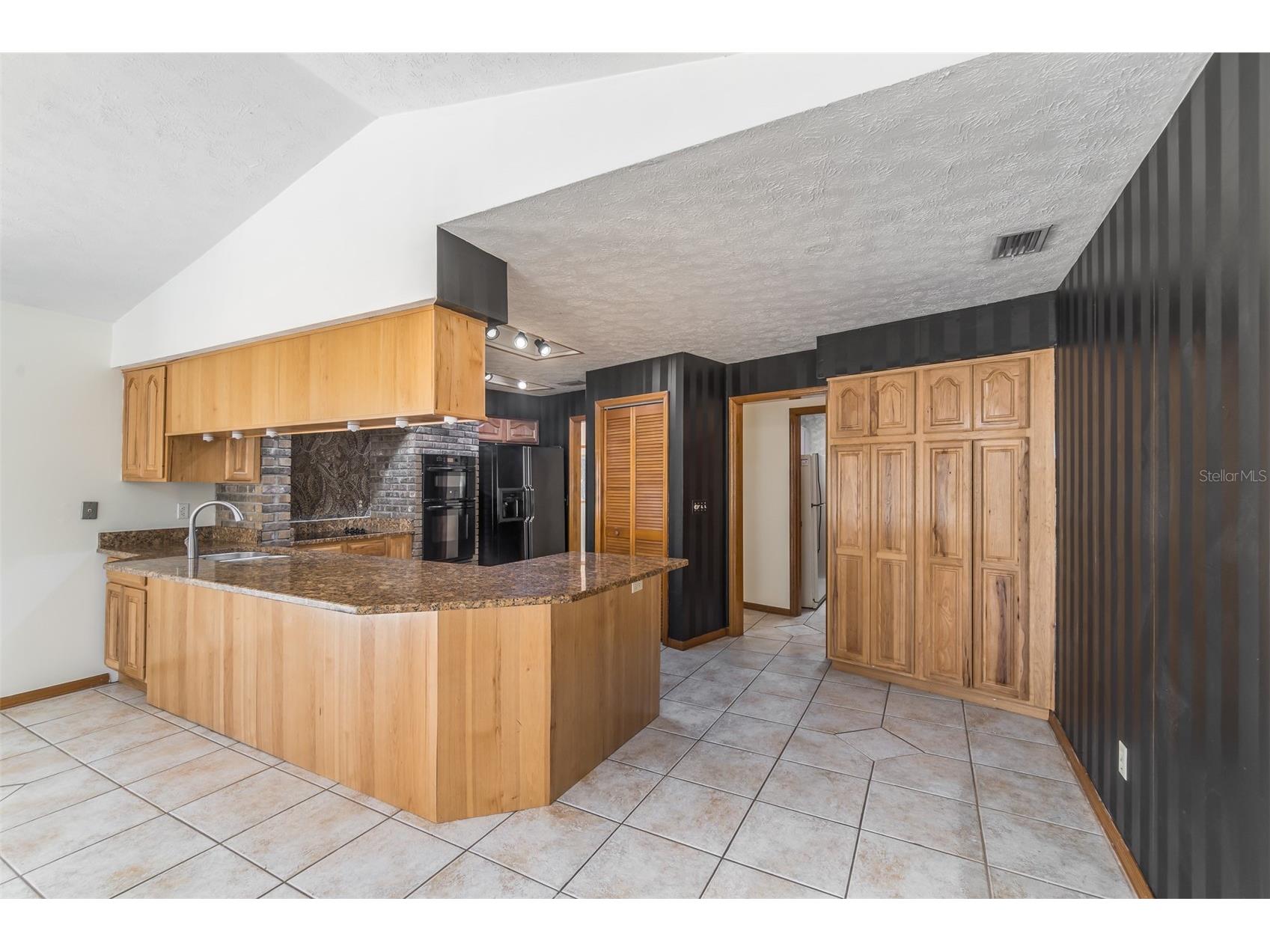 714 Pennyroyal Place Brandon FL 33510 TB8525340 image20