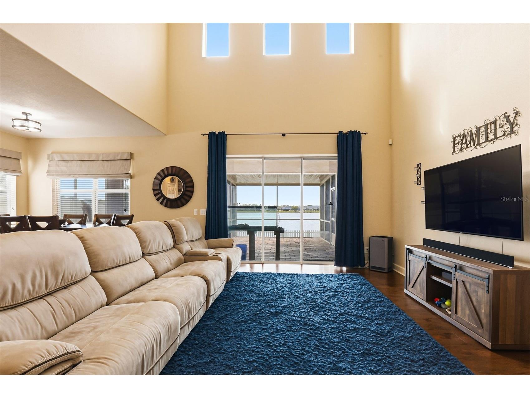 714 Tanana Fall Drive Ruskin FL 33570 TB8489295 image15