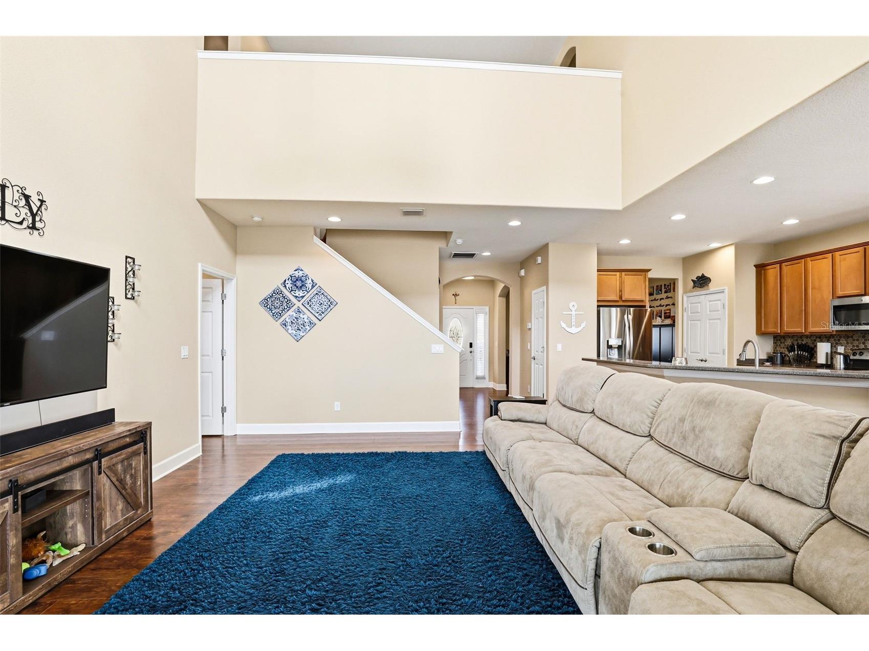714 Tanana Fall Drive Ruskin FL 33570 TB8489295 image16