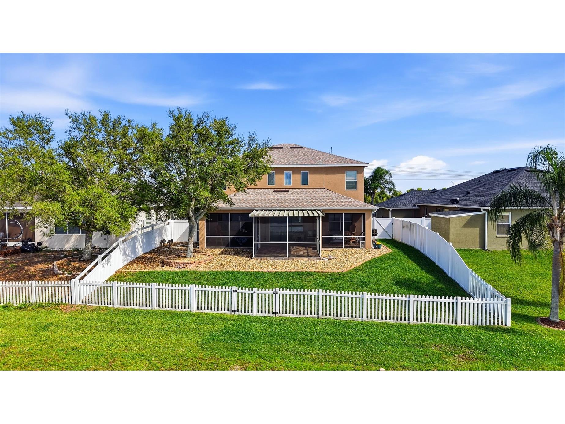714 Tanana Fall Drive Ruskin FL 33570 TB8489295 image3
