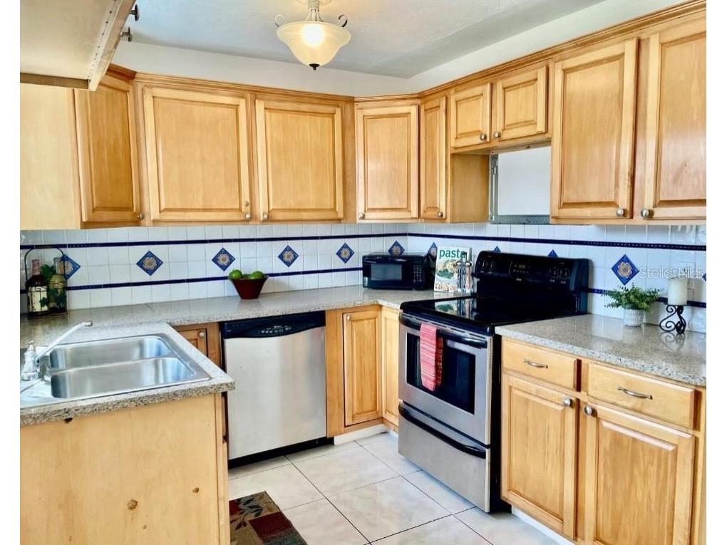 714 West Court Longwood FL 32750 O6394329 image2