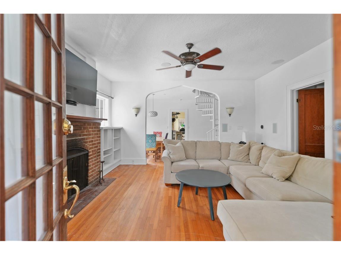 714 Woodward Street Orlando FL 32803 TB8436020 image17