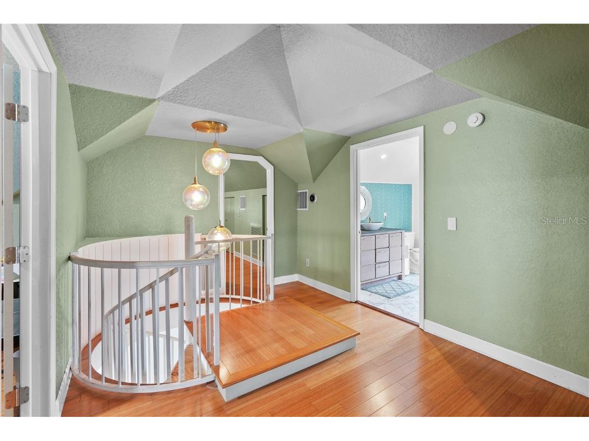 714 Woodward Street Orlando FL 32803 TB8436020 image27