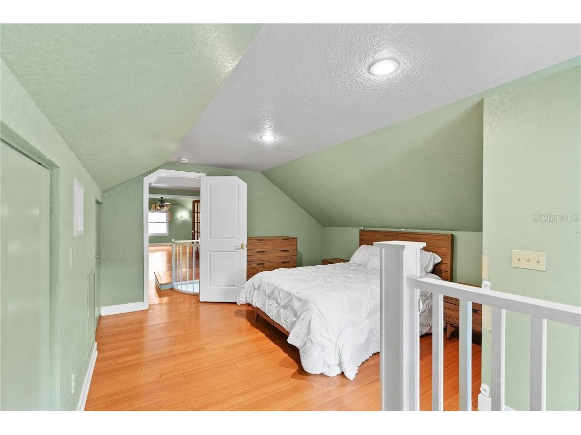 714 Woodward Street Orlando FL 32803 TB8436020 image28