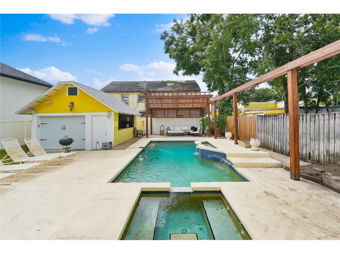 714 Woodward Street Orlando FL 32803 TB8436020 image3