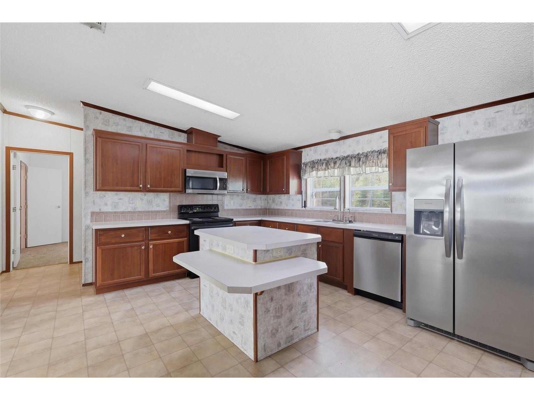 7140 Elwood Road Zephyrhills FL 33540 TB8492135 image1