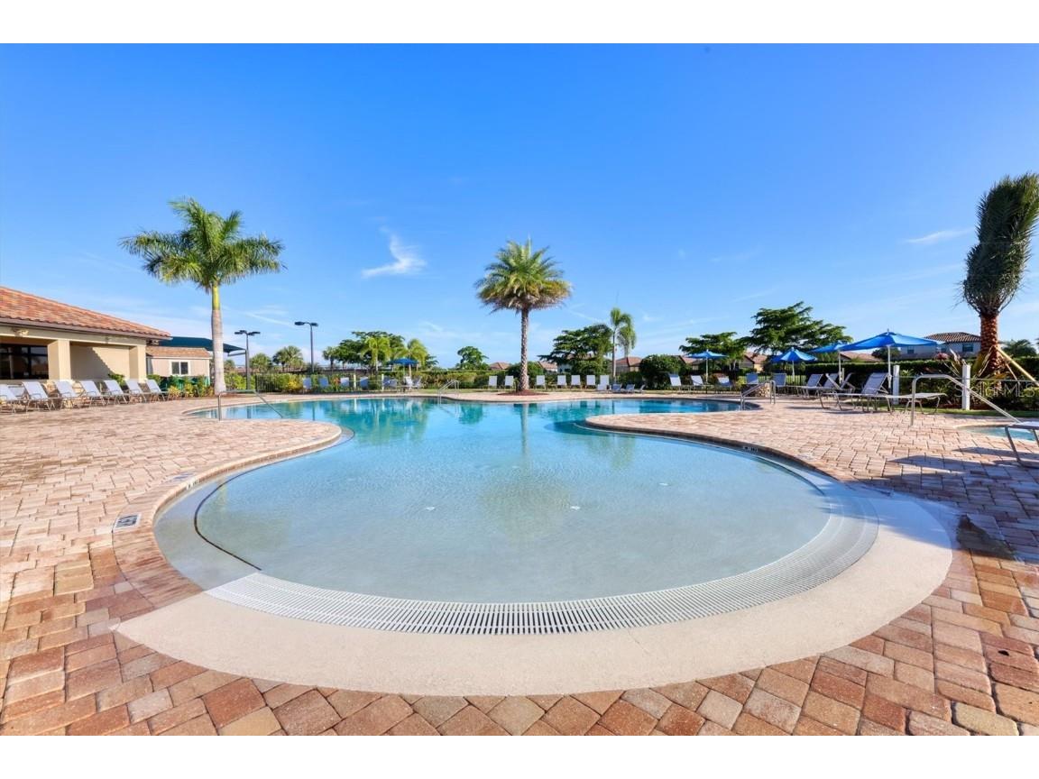 7140 Marsh View Terrace Bradenton FL 34212 A4654916 image41