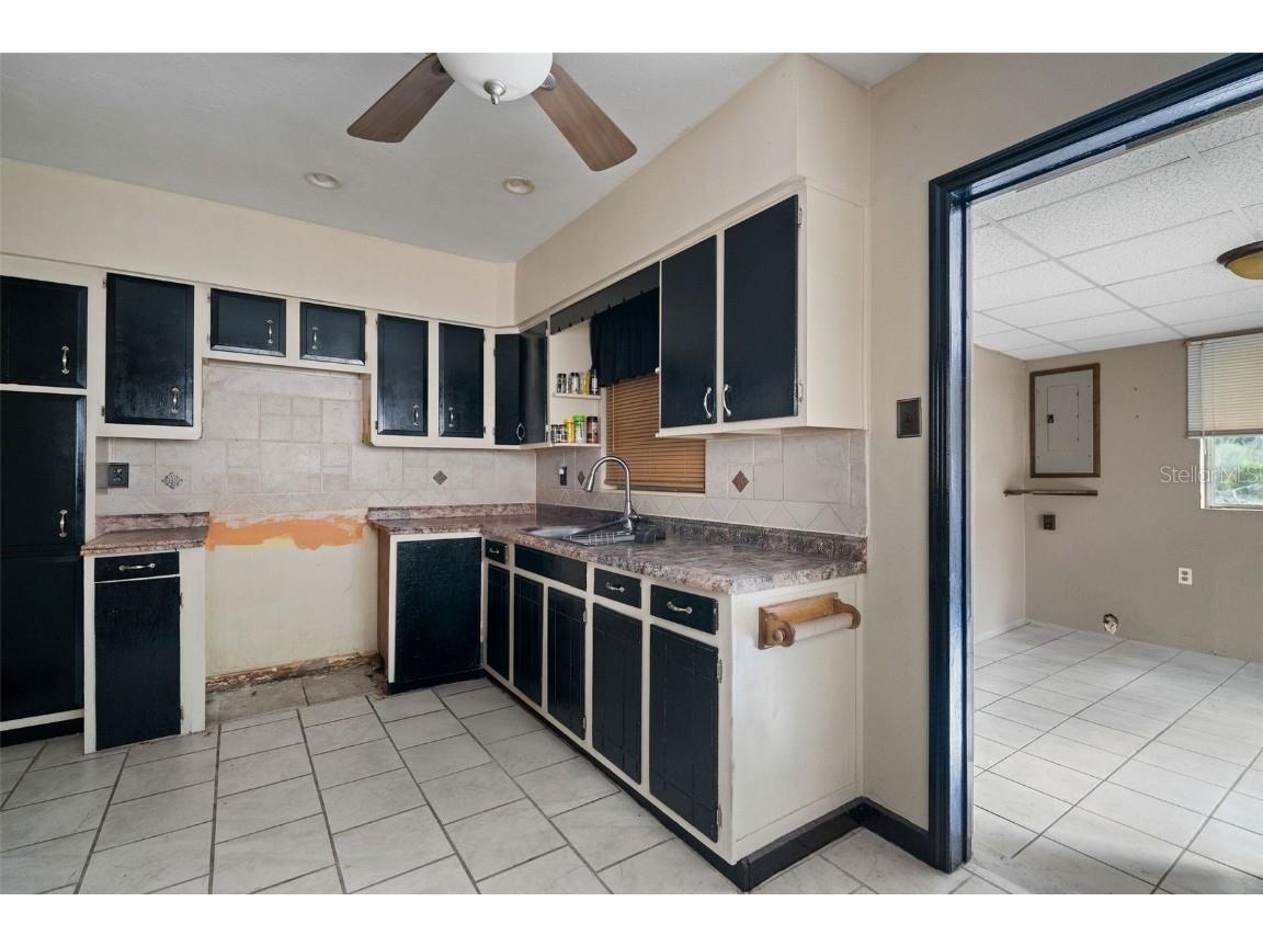 7141 56th Street N Pinellas Park FL 33781 TB8376397 image11