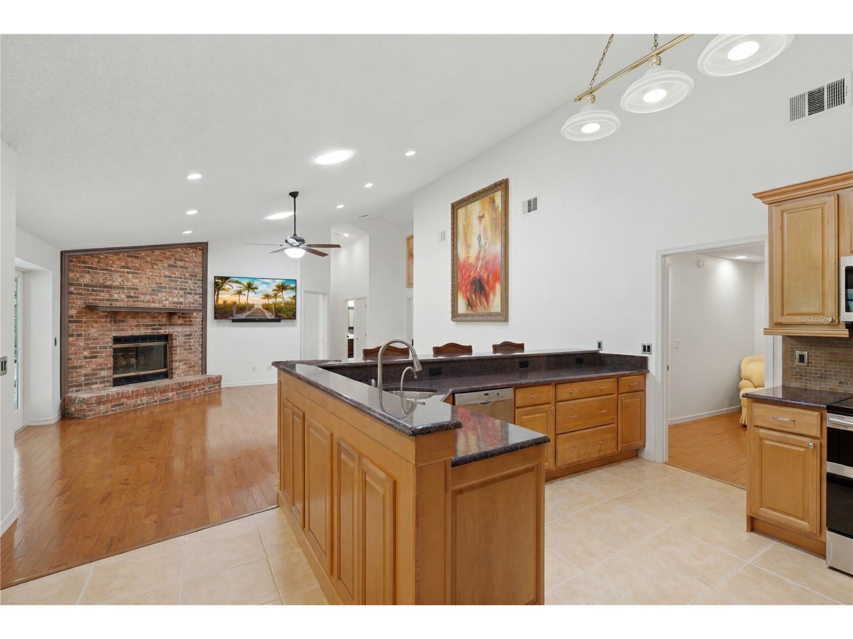 7141 Wooded Village Lane Orlando FL 32835 O6393100 image22