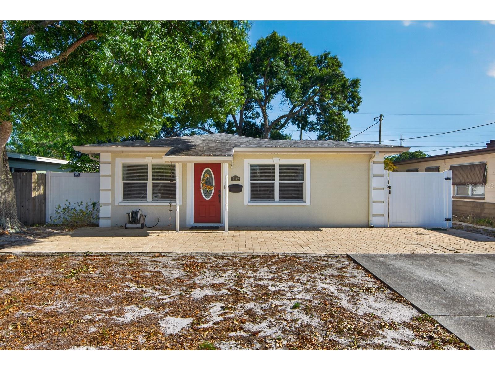 7142 34th Avenue N Saint Petersburg FL 33710 TB8502746 image1