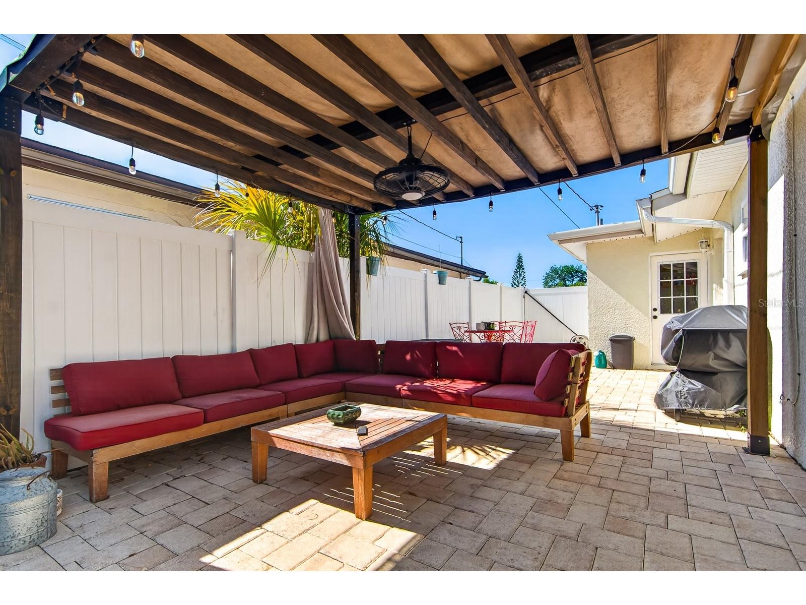 7142 34th Avenue N Saint Petersburg FL 33710 TB8502746 image2