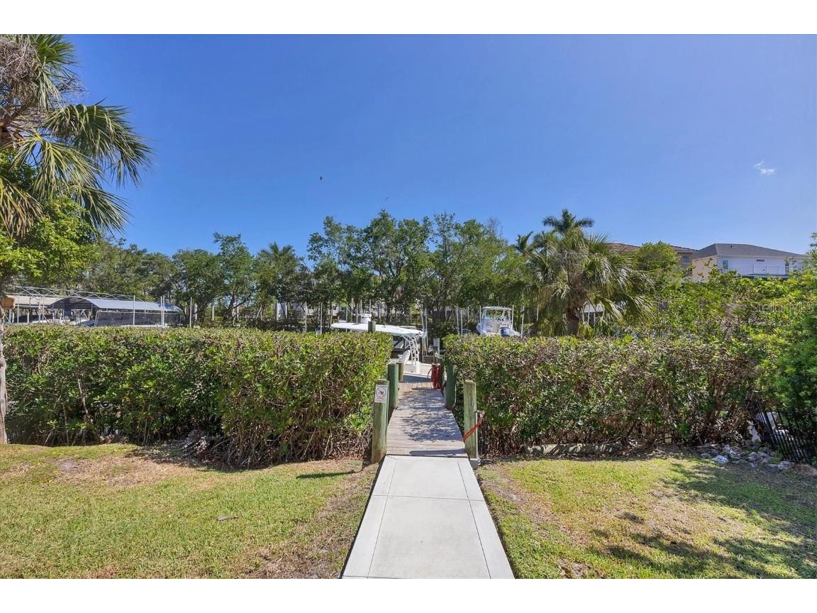 7142 Hawks Harbor Circle Bradenton FL 34207 A4648411 image46