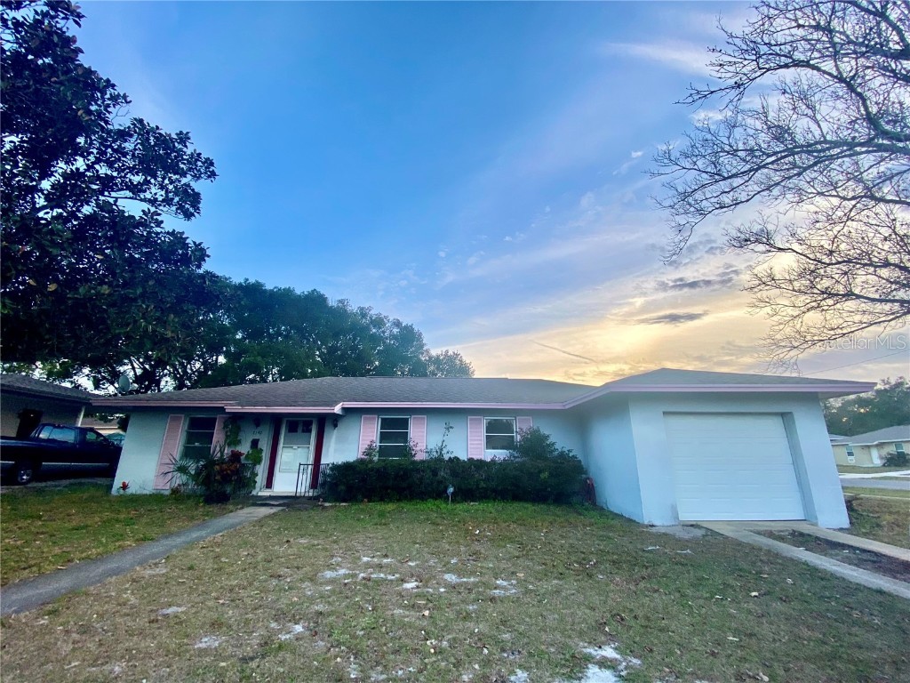 7142 Logan Street Spring Hill FL 34606 W7852682 image1