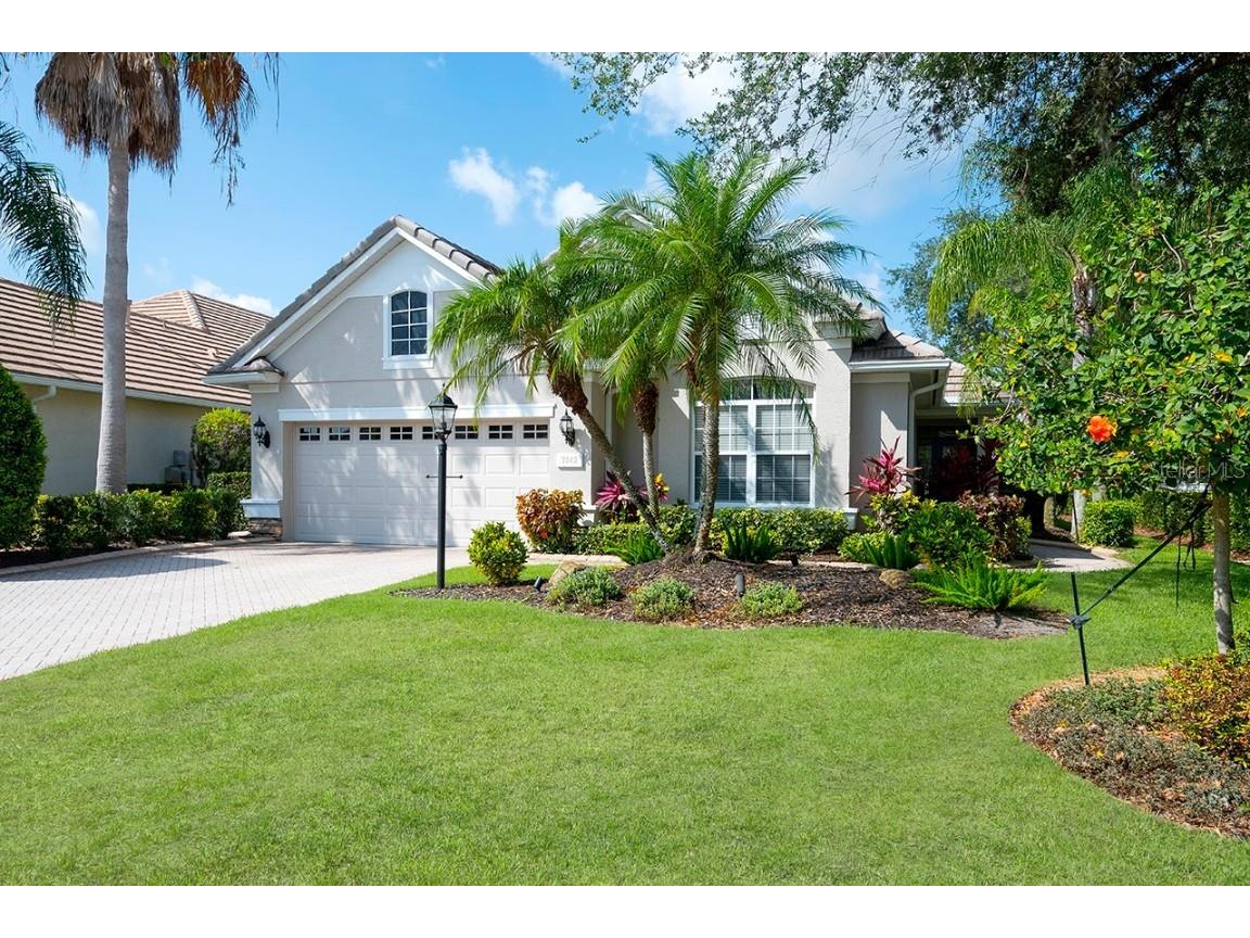 7142 Sandhills Place Lakewood Ranch FL 34202 A4613582 image1