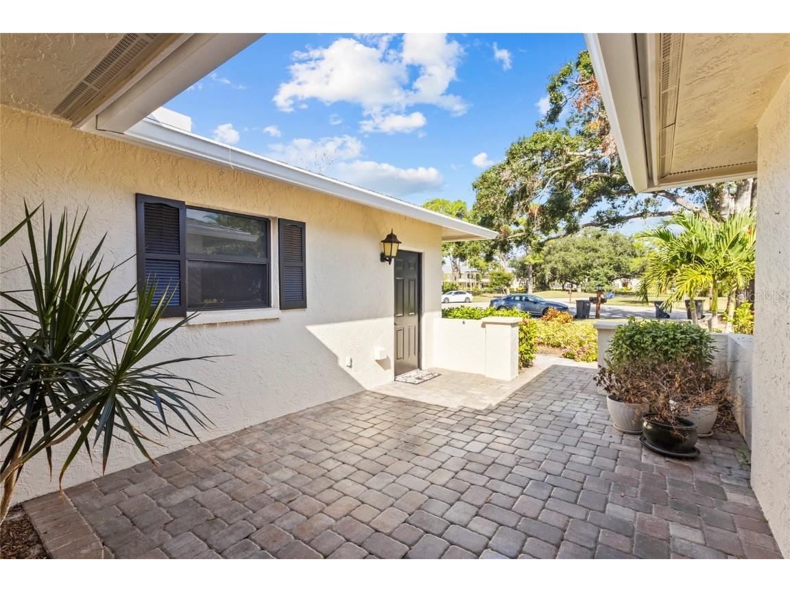 7143 Fairway Bend Lane Sarasota FL 34243 TB8440376 image4