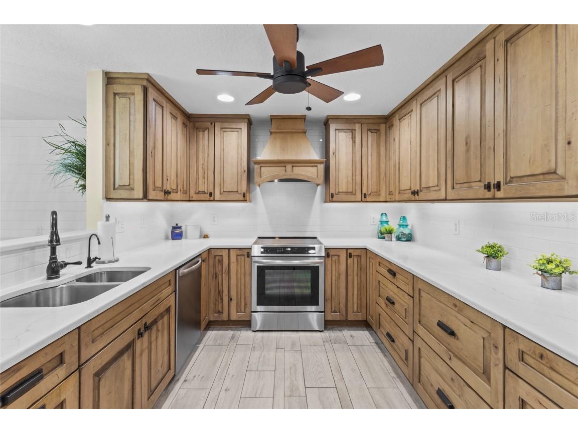 7143 Fairway Bend Lane Sarasota FL 34243 TB8440376 image8