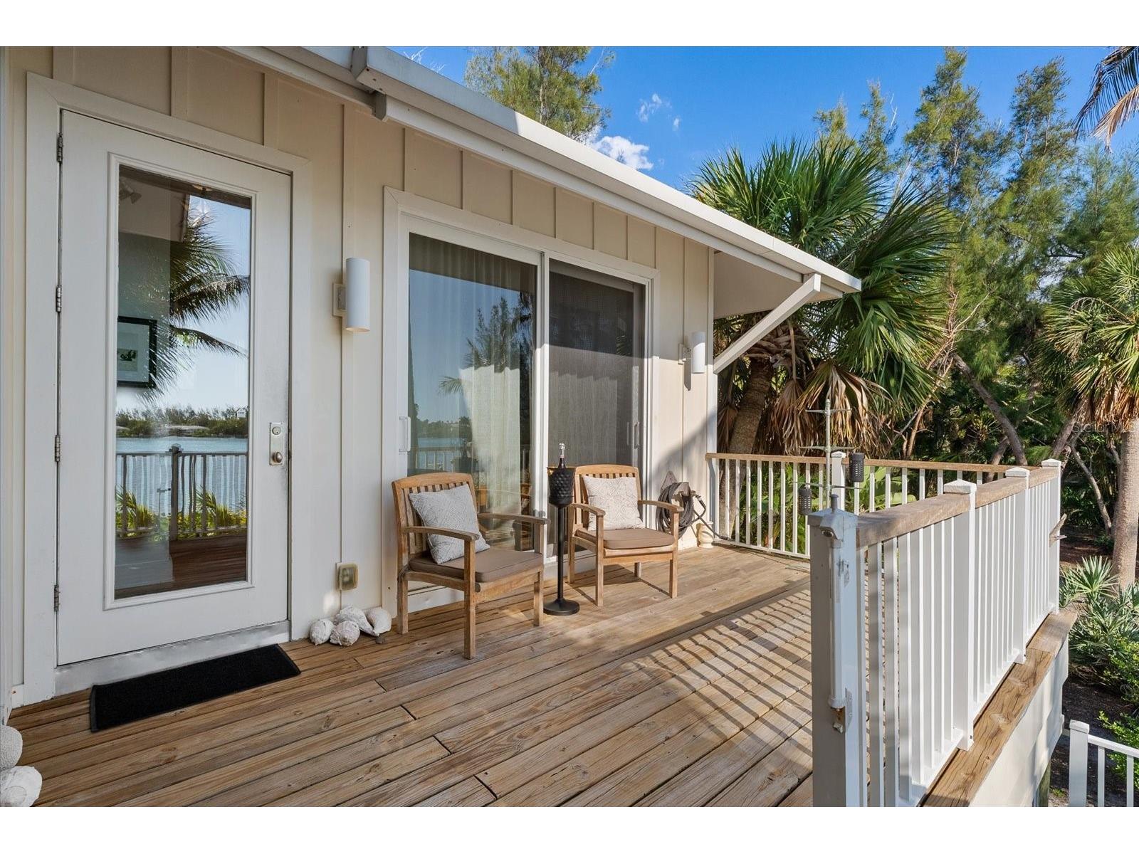 7143 La Lenaire Drive Longboat Key FL 34228 A4694196 image3