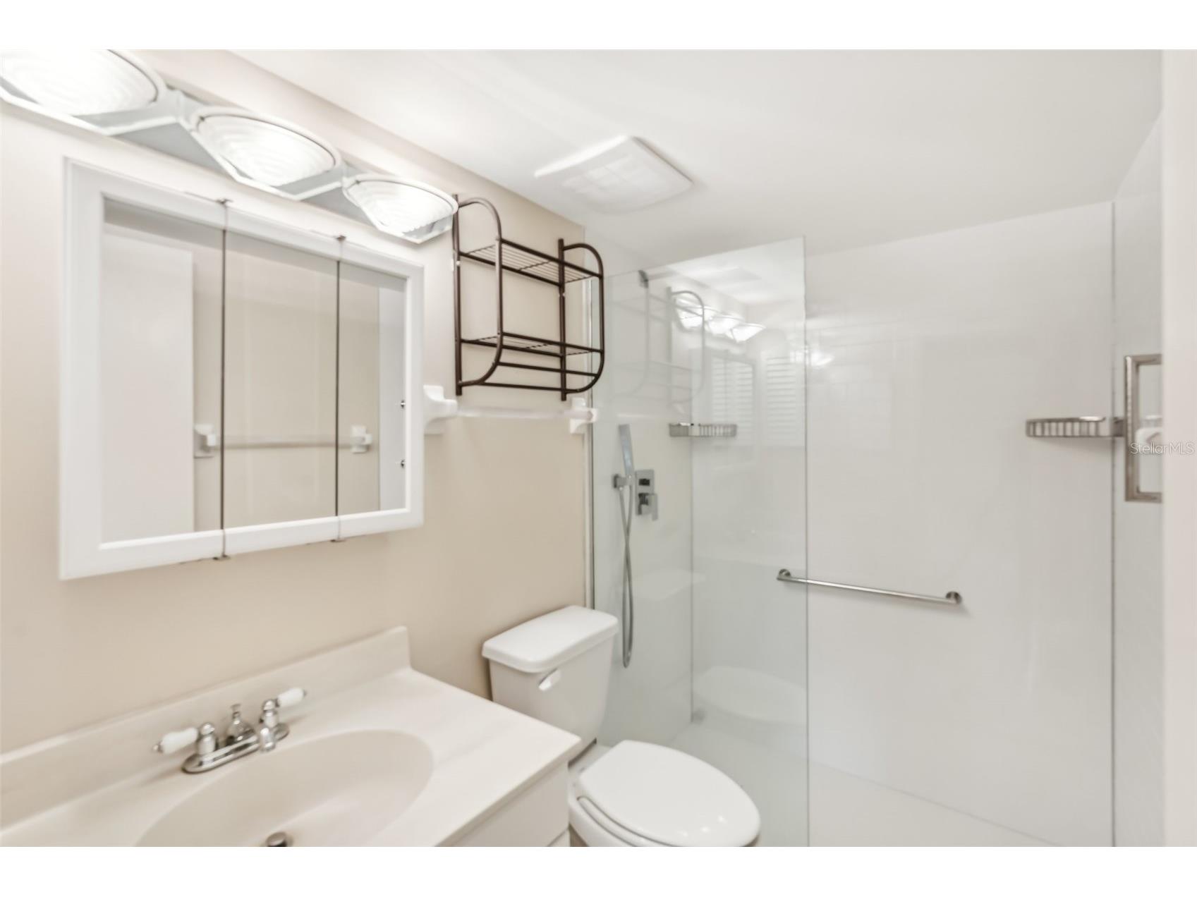 7145 Bright Creek Drive #33 Sarasota FL 34231 A4689181 image15