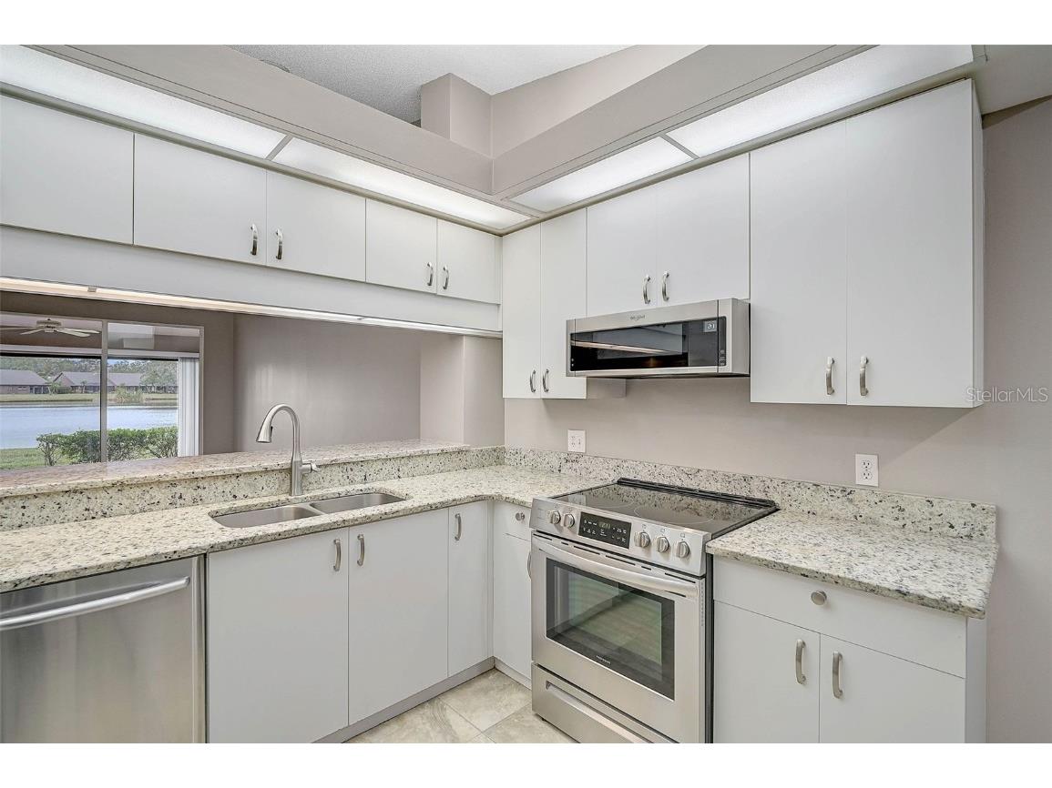 7146 Lakeside Drive Sarasota FL 34243 A4635616 image10