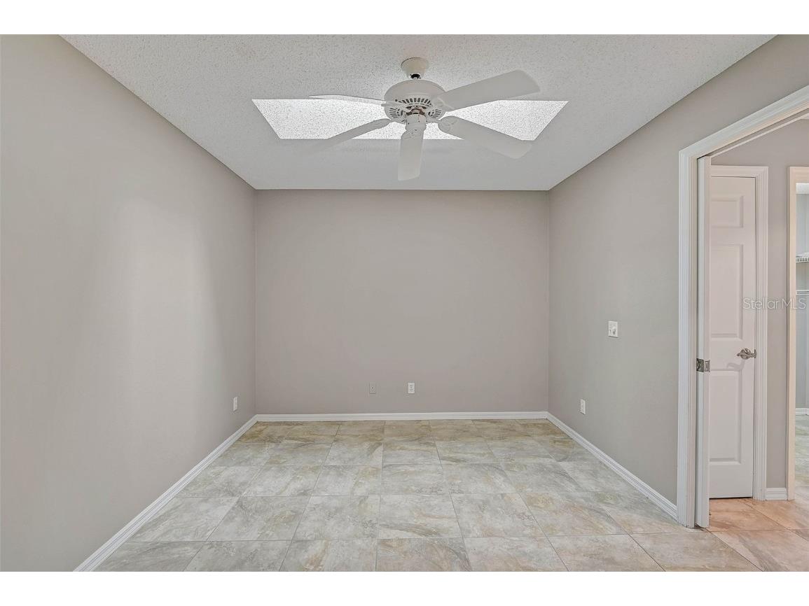 7146 Lakeside Drive Sarasota FL 34243 A4635616 image12