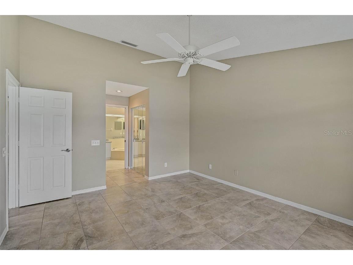 7146 Lakeside Drive Sarasota FL 34243 A4635616 image23