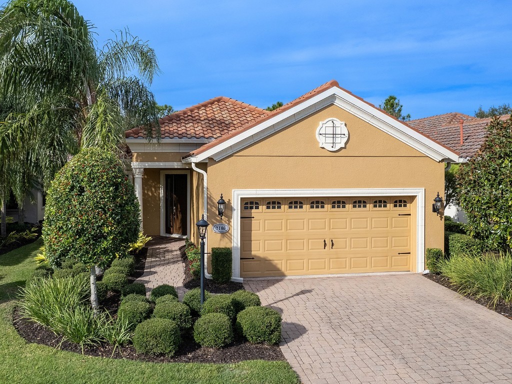7146 Westhill Court Lakewood Ranch FL 34202 A4590695 image1