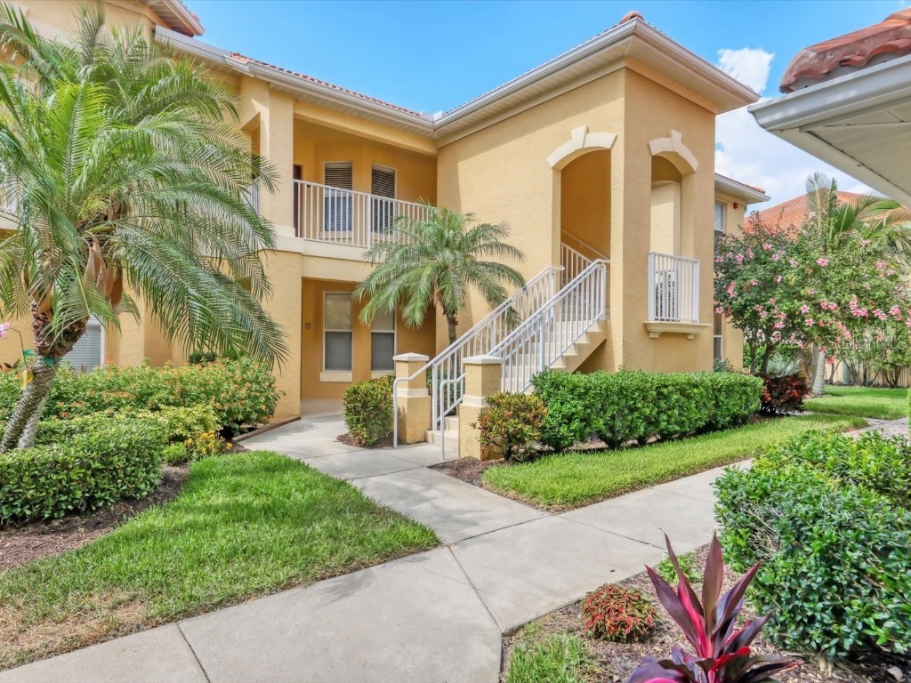 7147 Boca Grove Place #103 Lakewood Ranch FL 34202 A4611668 image1