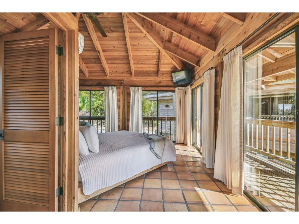 7147 La Lenaire Drive Longboat Key FL 34228 - LONGBOAT PASS TB8448347 image48