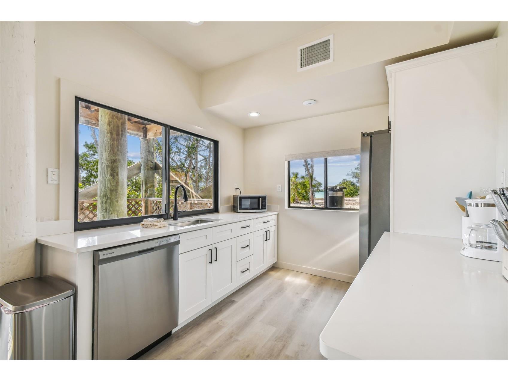 7147 La Lenaire Drive Longboat Key FL 34228 - LONGBOAT PASS TB8460118 image72