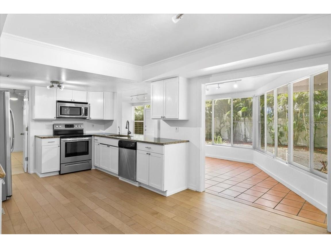 7147 Lago Street Sarasota FL 34241 A4672479 image13