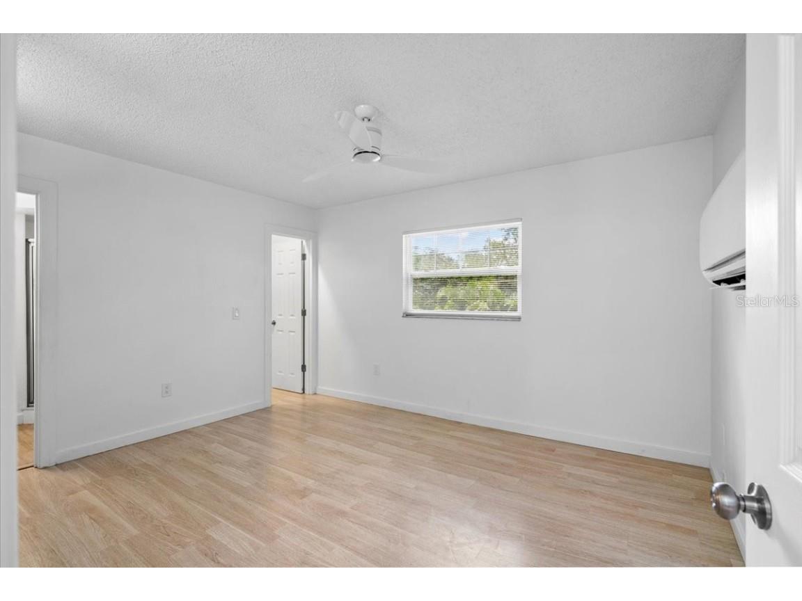 7147 Lago Street Sarasota FL 34241 A4672479 image20