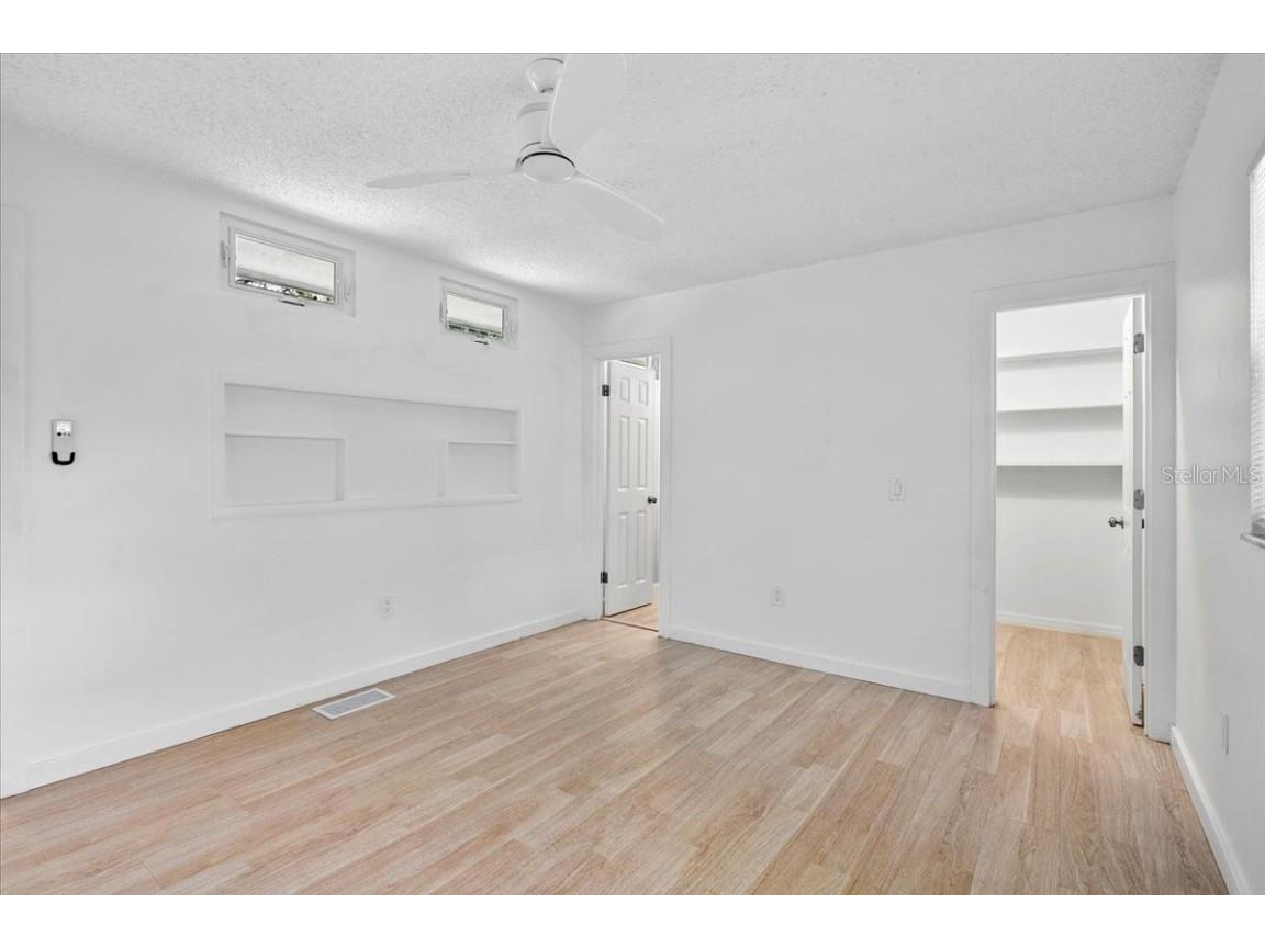 7147 Lago Street Sarasota FL 34241 A4672479 image21