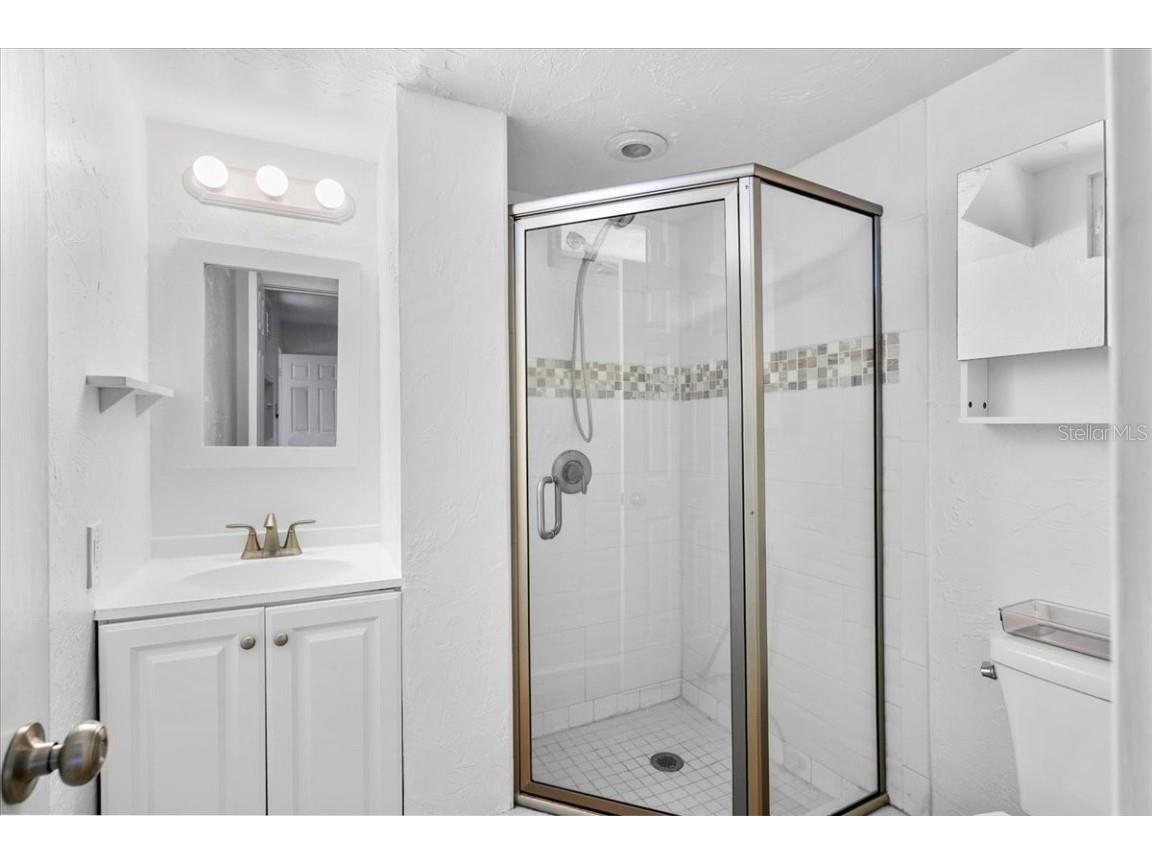 7147 Lago Street Sarasota FL 34241 A4672479 image22