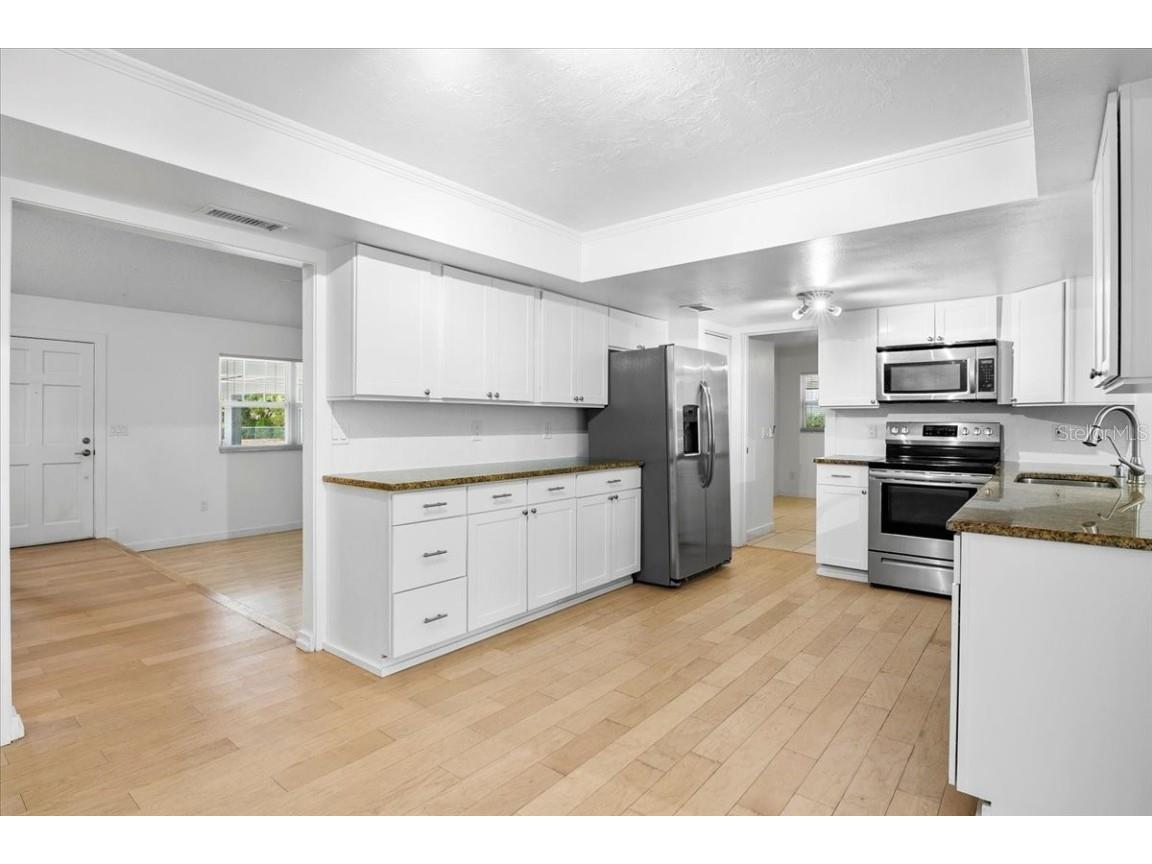 7147 Lago Street Sarasota FL 34241 A4672479 image6