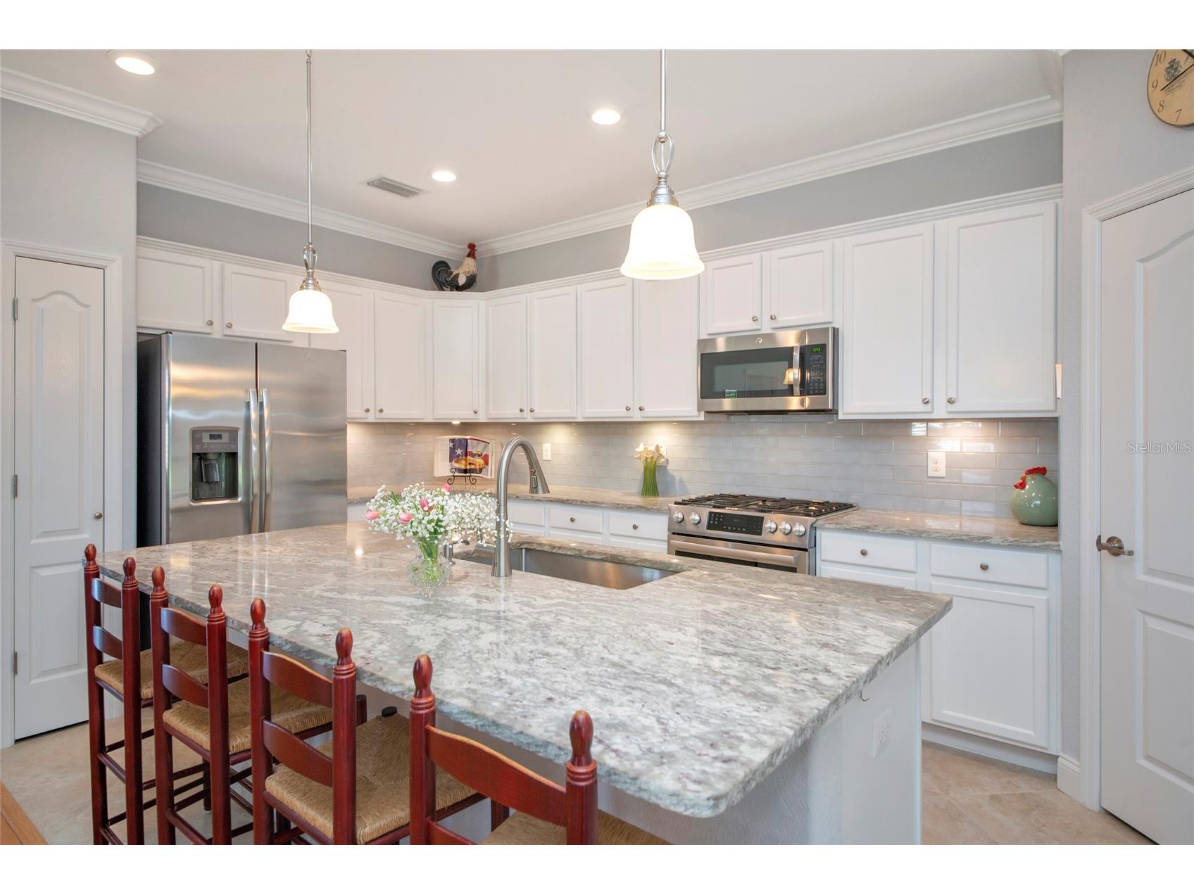 7148 Marsh View Terrace Bradenton FL 34212 A4692854 image11