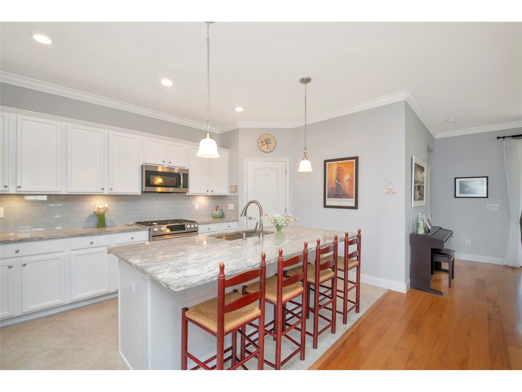 7148 Marsh View Terrace Bradenton FL 34212 A4692854 image6