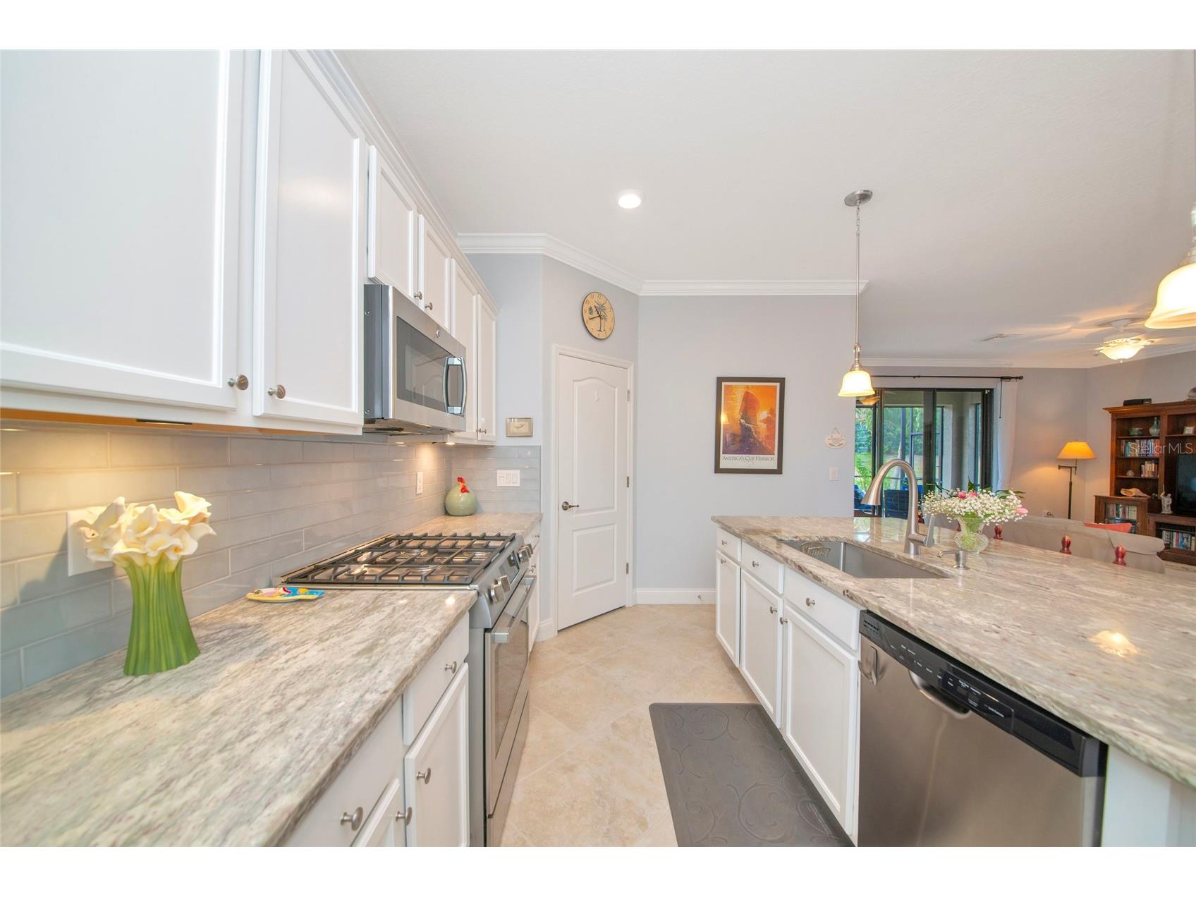 7148 Marsh View Terrace Bradenton FL 34212 A4692854 image7