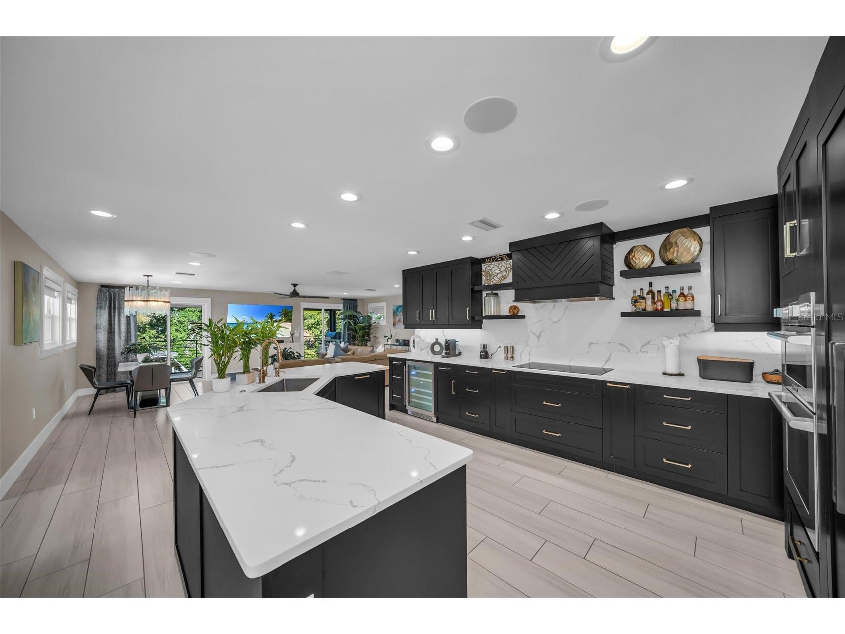 7149 Longboat Drive N Longboat Key FL 34228 - CANAL TO ICW & GULF A4687604 image3