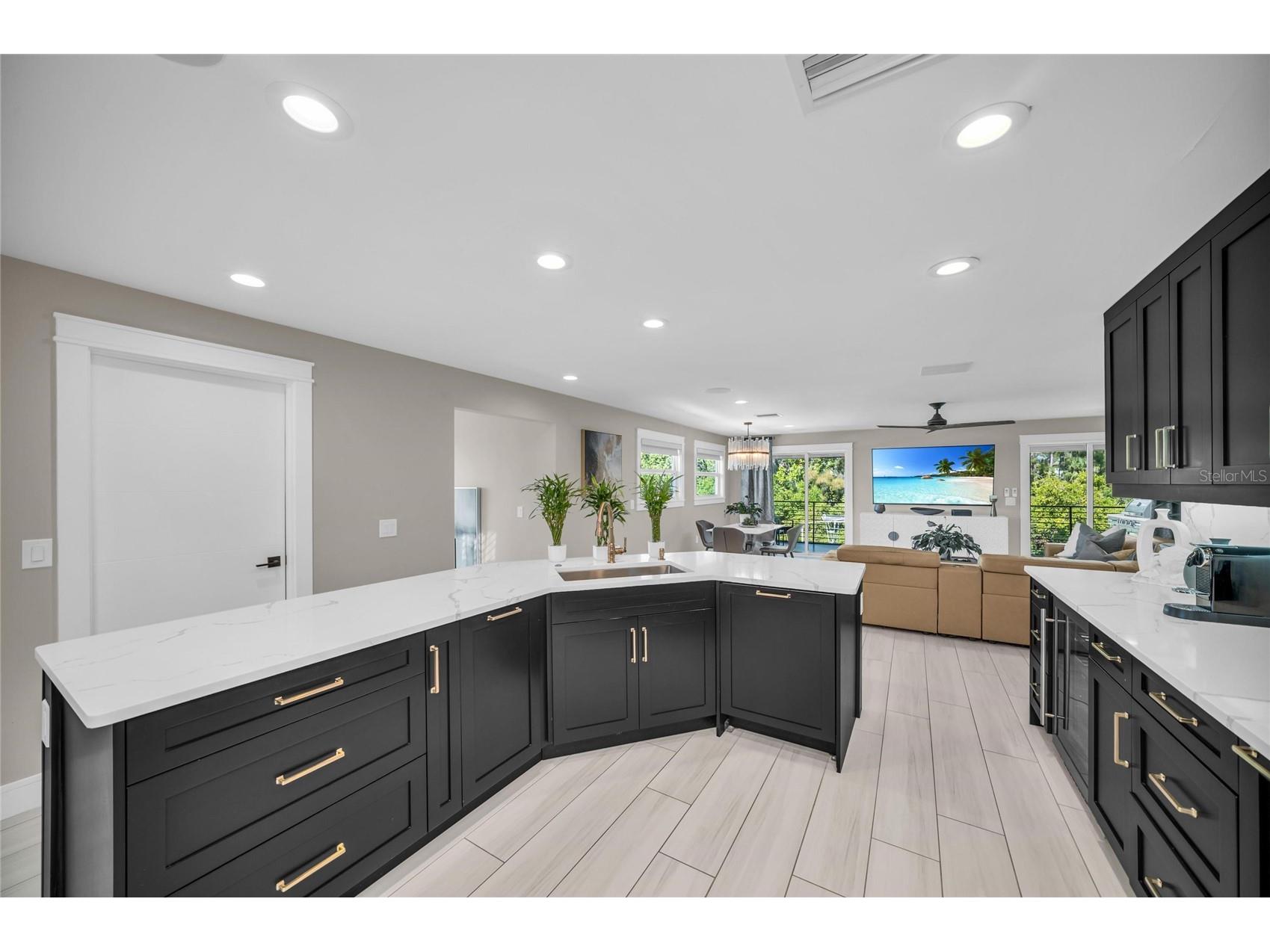 7149 Longboat Drive N Longboat Key FL 34228 - CANAL TO ICW & GULF A4687604 image6